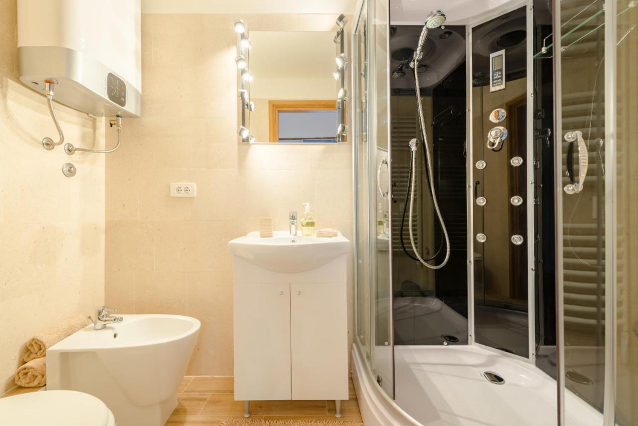 LCT Alberti Palace Apartment Spalato Esterno foto